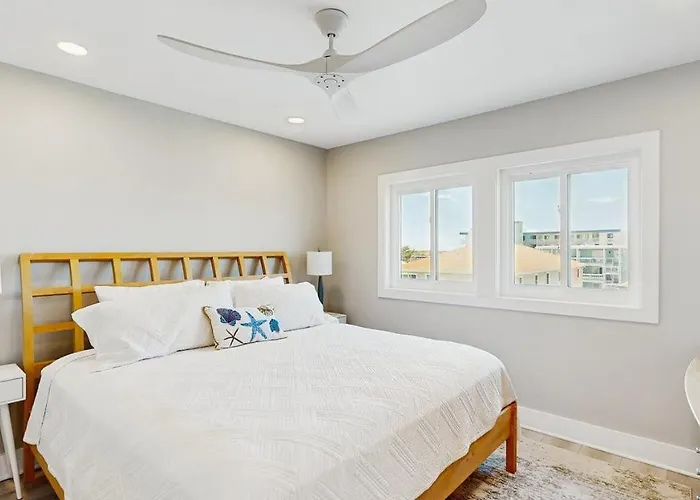 Luxurious Oceanfront Townhome With Private Deck And Panoramic Coastal Views Holiday home Ocean City